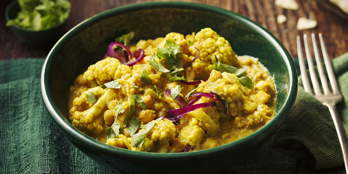 Cauliflower & chick pea curry