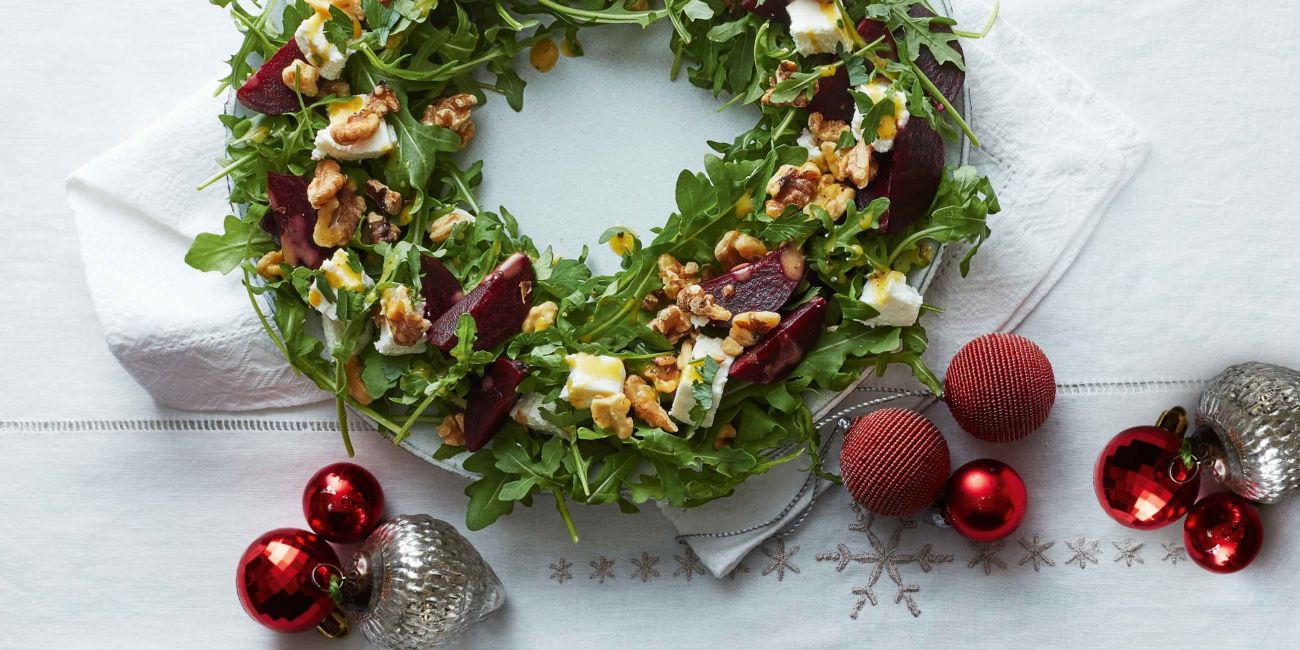 Beetroot and goat’s cheese salad wreath 