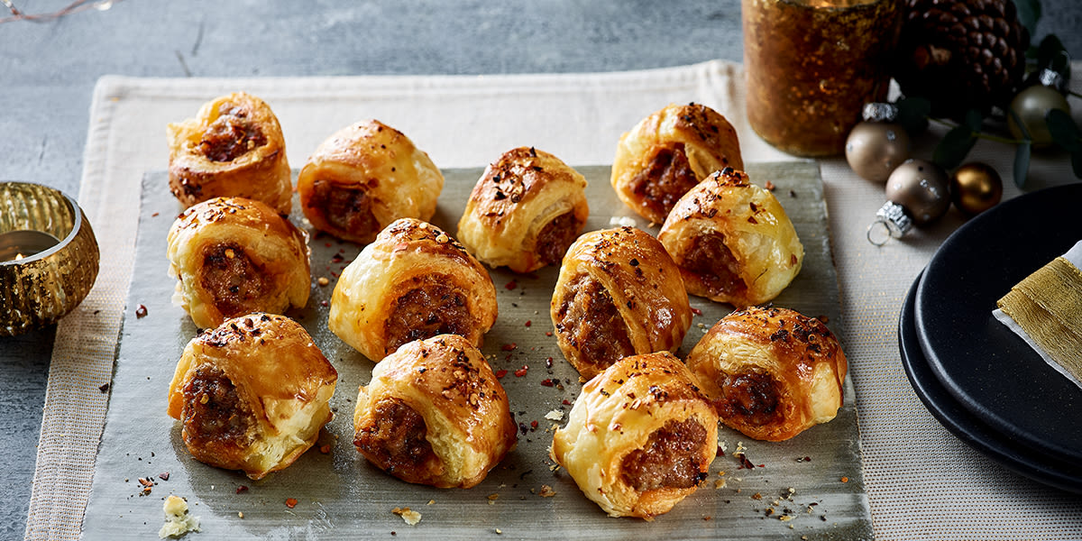 Chipotle spiced sausage rolls