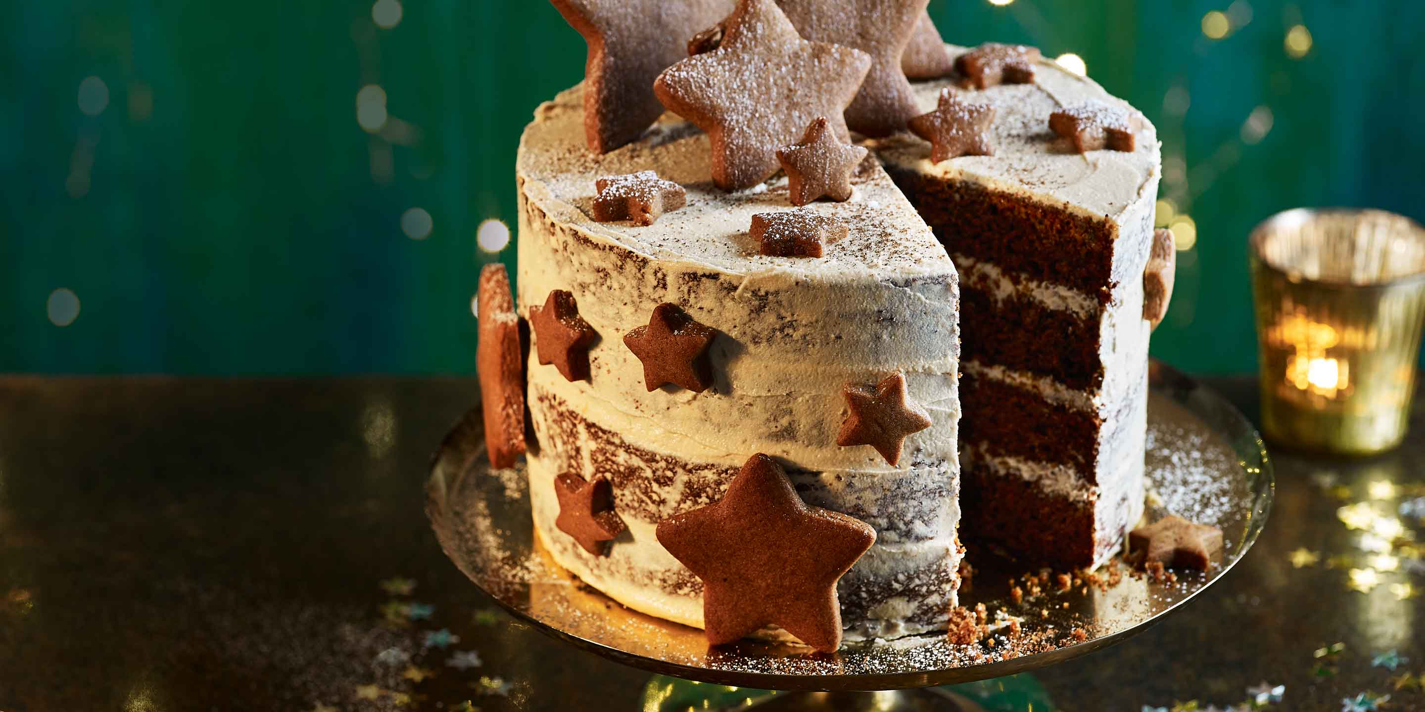 Gingerbread latte Christmas cake - Recipes - Co-op