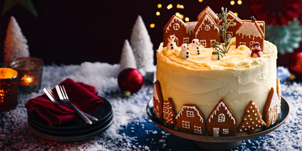 A Festive Christmas Tree Gingerbread Cake Dessert Recipe