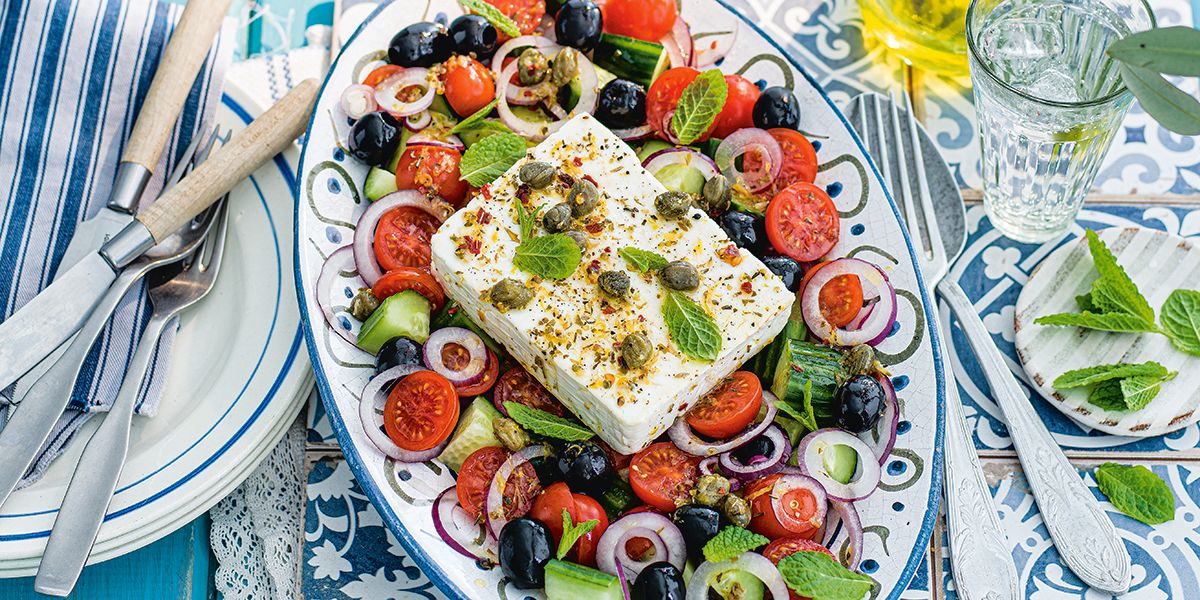 Greek salad with marinated feta 