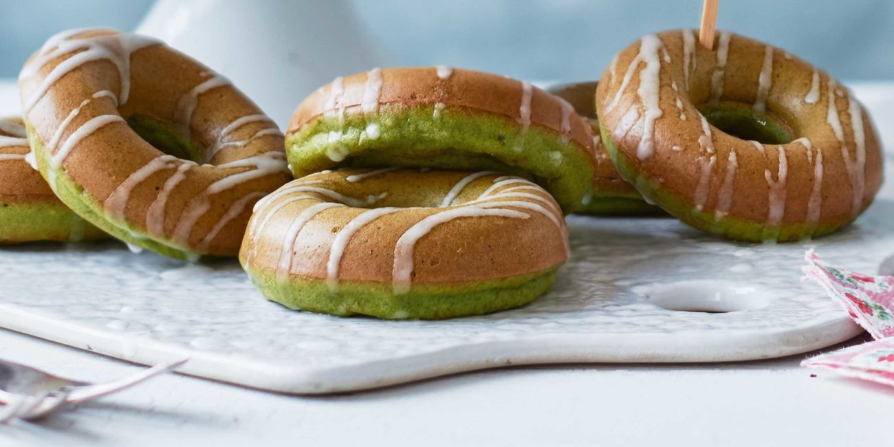 Banana & spinach doughnuts