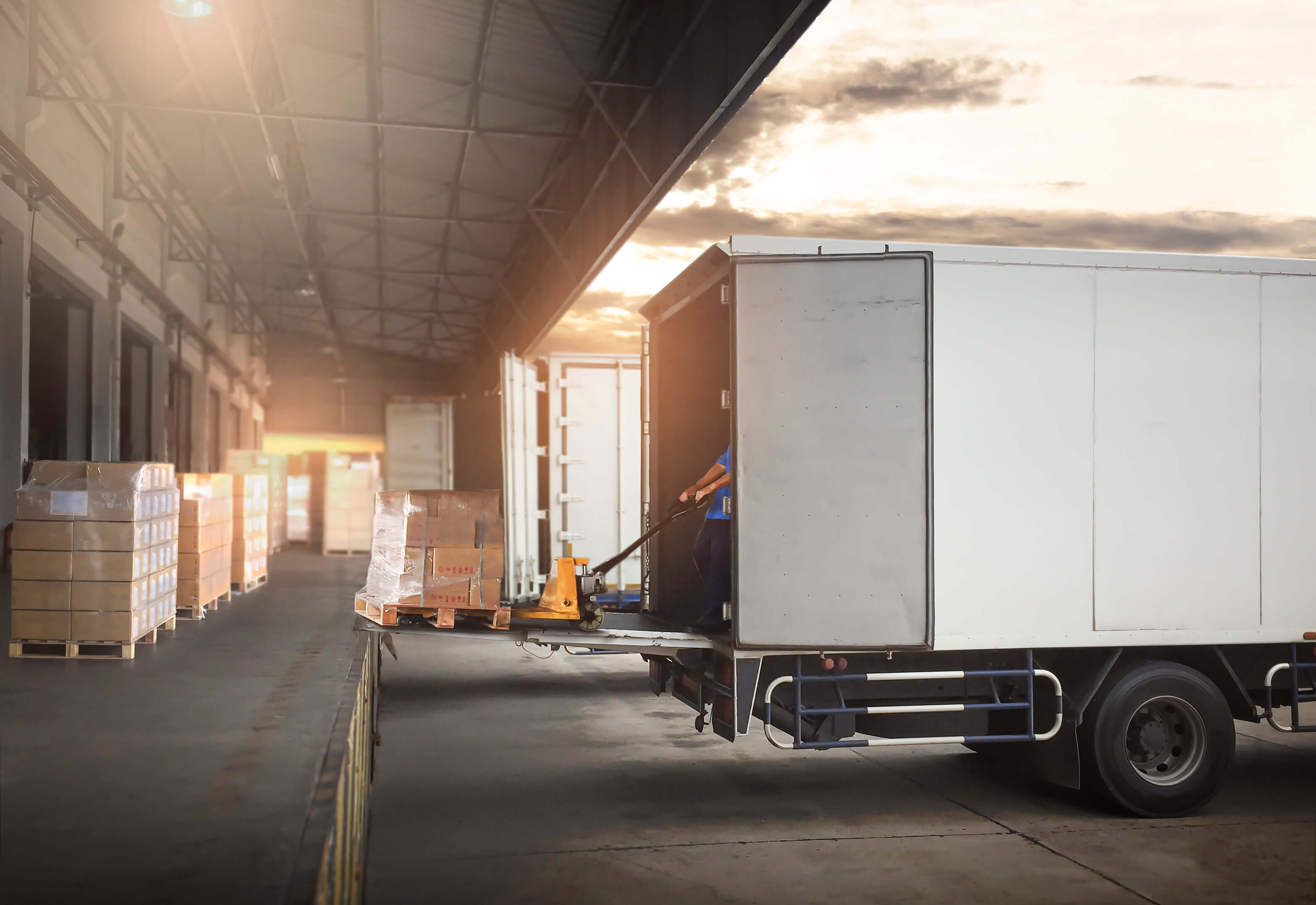 Inbound vs. Outbound Logistics: What’s the Difference