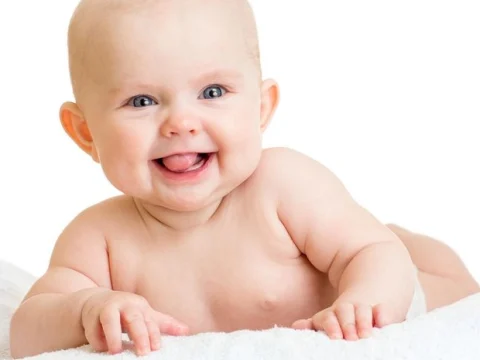 Mumsandbabes - Ingin Bayi Cepat Tengkurap? Jangan Lupa Lakukan ini ya Moms di Rumah
