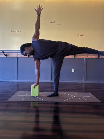 YOGA | Nyá Thornton 1