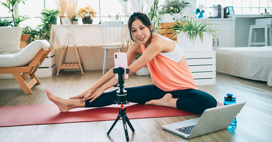 ISSA, International Sports Sciences Association, Certified Personal Trainer, ISSAonline, Yoga, Social Media, Business Boost: Social Media Marketing for Yoga Teachers, Yoga Instructor