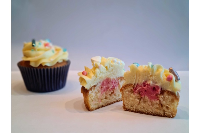 Gender reveal cupcake onthuld