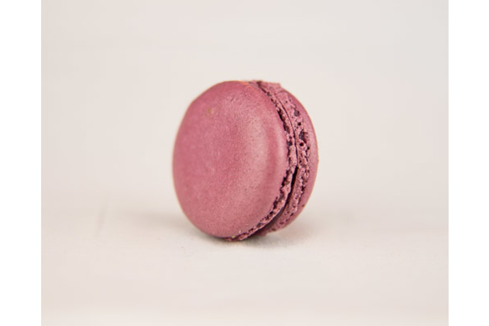 Heerlijke zwarte bes macaron Zwarte bes macaron