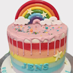 Regenboog creme taart