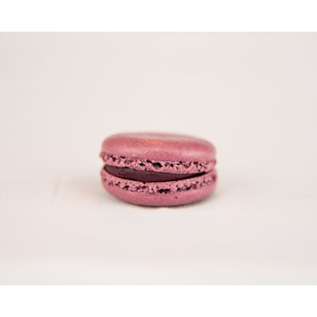 Heerlijke zwarte bes macarons Zwarte bes macaron