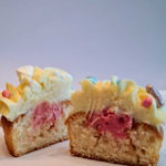 De leukste cupcakes om tijdens een gender reveal het geslacht van jullie kind bekend te maken. Gender reveal cupcake