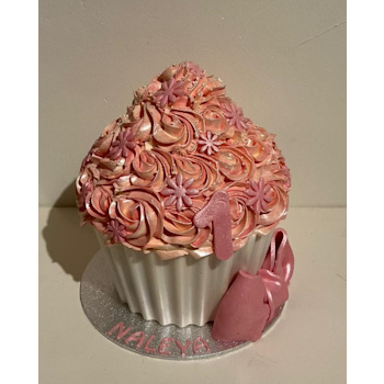 Roze smash met strik en bloemen