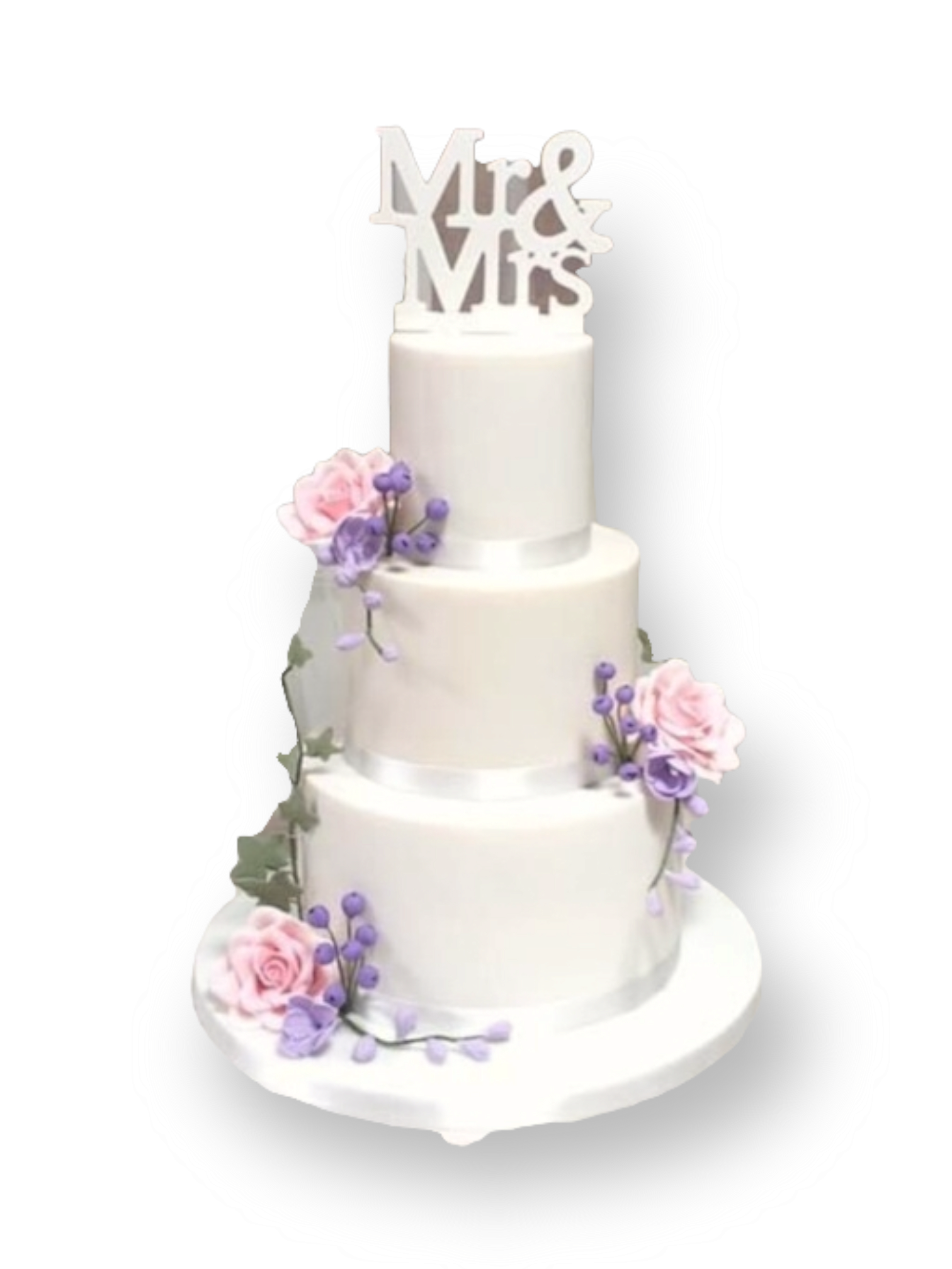 Bruidstaart roze rozen en paarse bessen