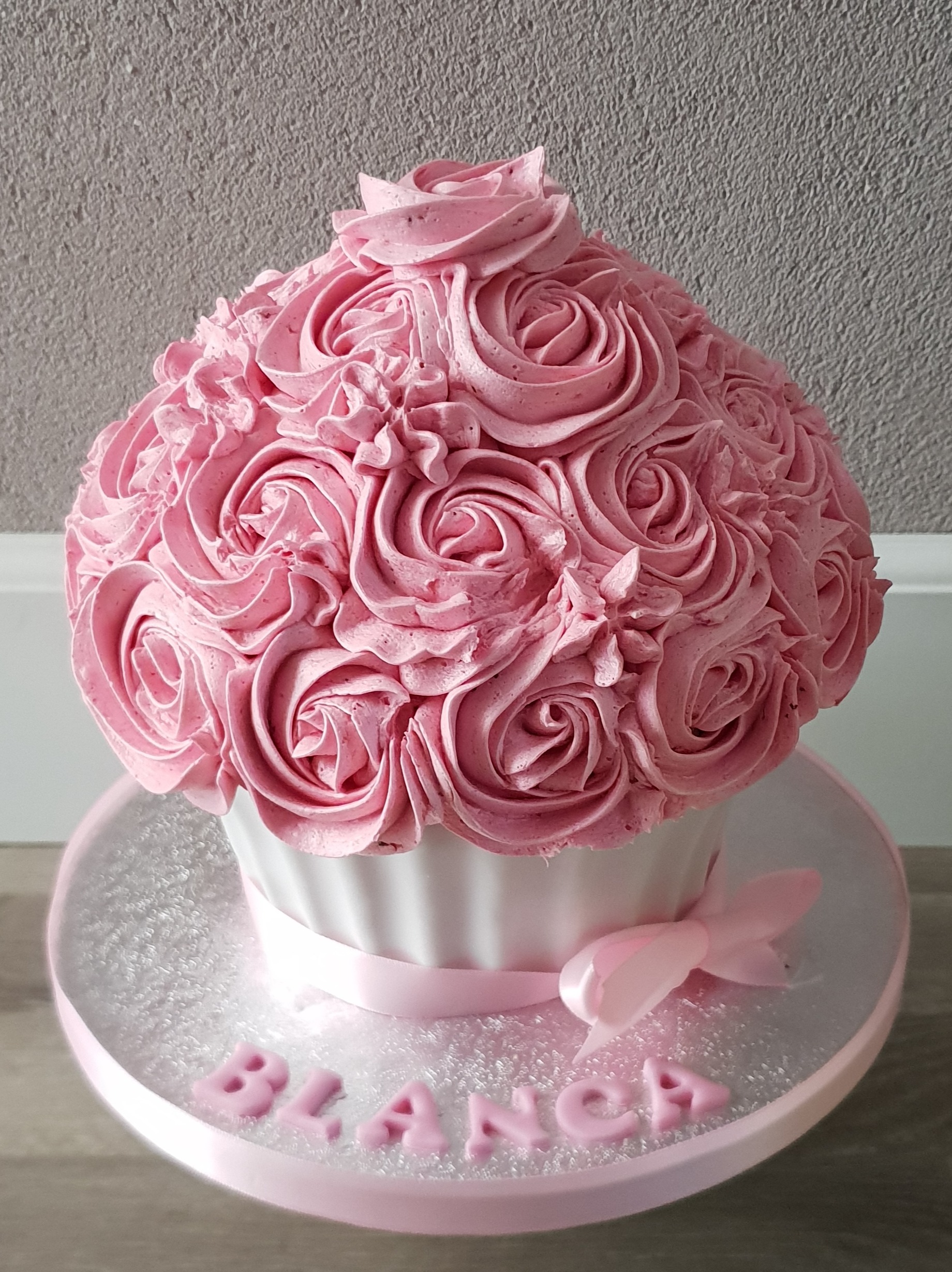 Roze Smashcake