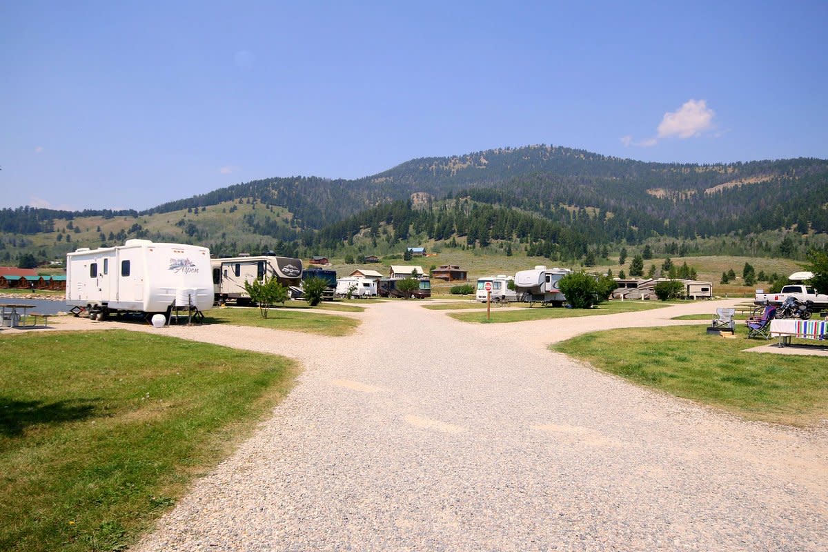 Yellowstone Holiday RV Campground And Marina