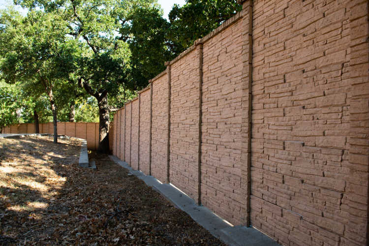Superior Concrete Products Fence and Wall Projects Gallery - Superior Ledgestone in Pueblo color