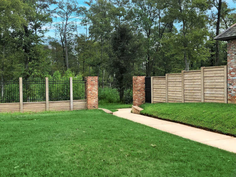 Superior Concrete Products Fence and Wall Projects Gallery - ProvOaks Unit 1 Perimeter Fence Adaptations