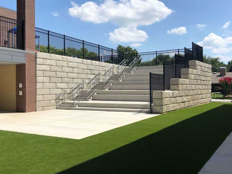 Superior Concrete Products Fence and Wall Projects Gallery - ReCon™️ North Shore Granite Retaining Wall