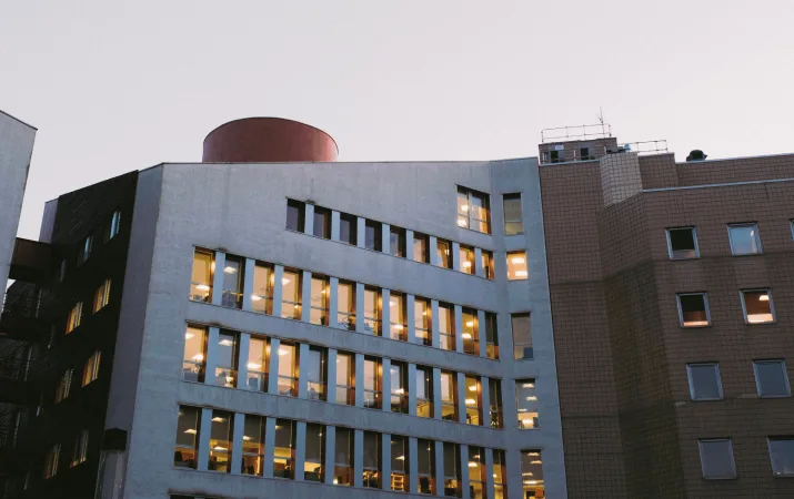 The exterior of a hospital building, where clinical psychologists often work