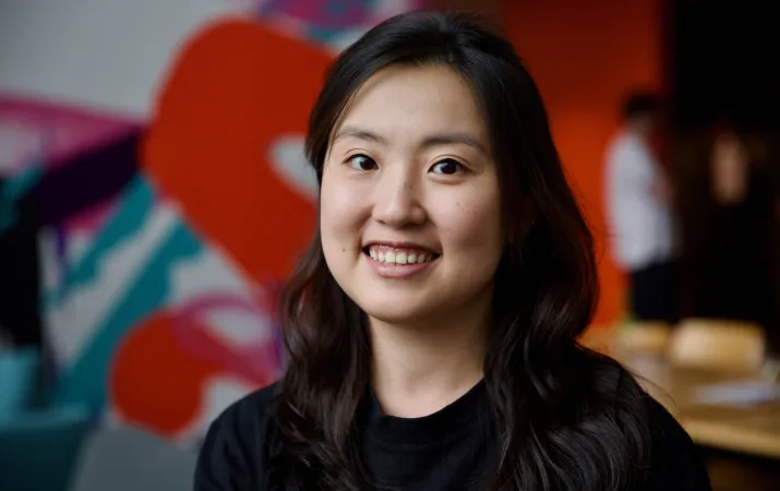 Open Universities Australia student advisor Luan Koay 