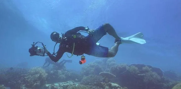 Burim scuba diving