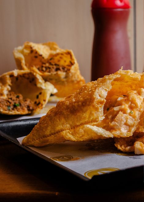 Fried pastéis de carne, Brazilian beef pie