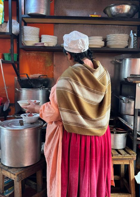 The cholita food heroes of La Paz