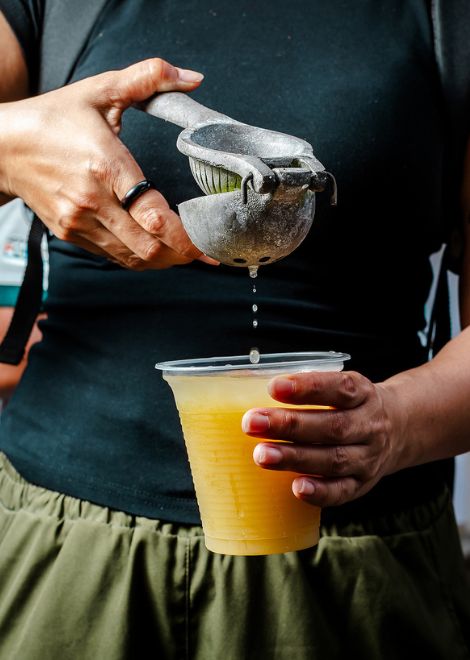 Cool off with a glass of sugarcane juice and a squeeze of lime.