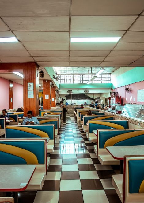 Step inside an old-school Salvadoran diner.