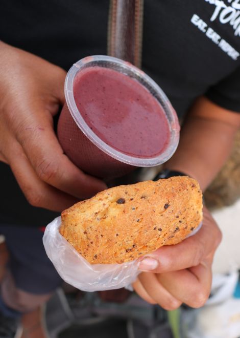 Taste drinks and snacks beloved by locals