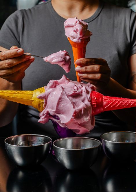 Cloud-like espumilla de guayaba, a traditional Ecuadorian sweet.
