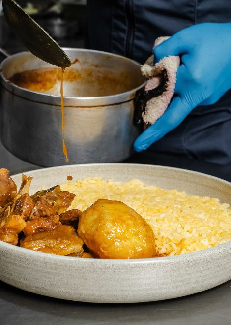 Taste your way through the culinary traditions of the Ecuadorian highlands.