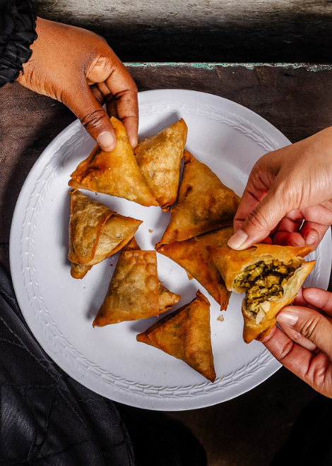 Freshly fried beef sambusa
