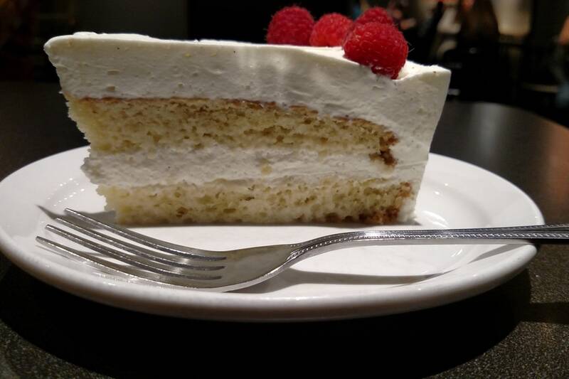 Colombian desserts - Torta de tres leches