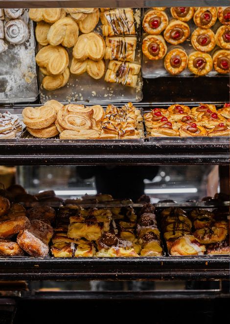 A showcase of Buenos Aires pastry culture, where European traditions meet Argentine flavours