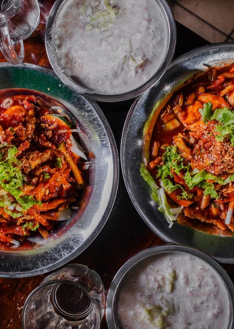 A vibrant rojak bursting with sweet, sour and spicy flavours.