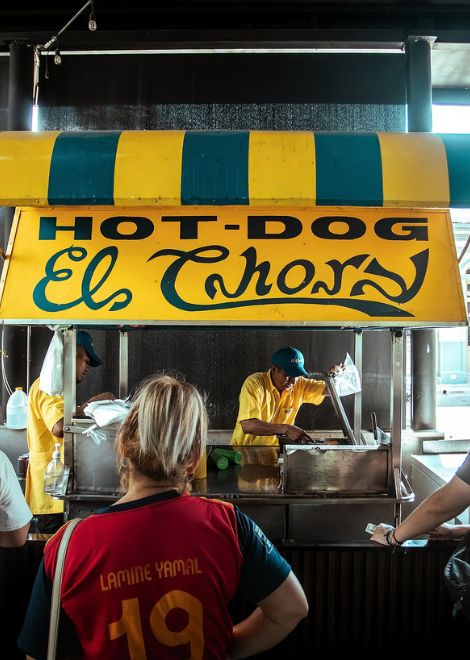 Discover why Salvadorans have made the hot dog their own.