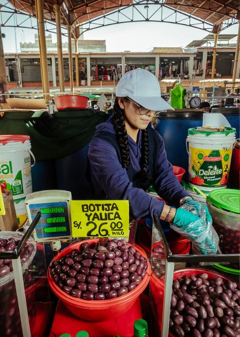 Explore the flavours of Mercado San Camilo.