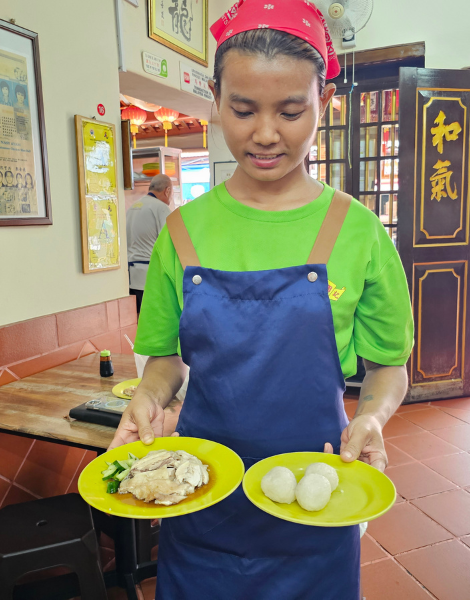 Meet the food heroes to taste Melakan specialities