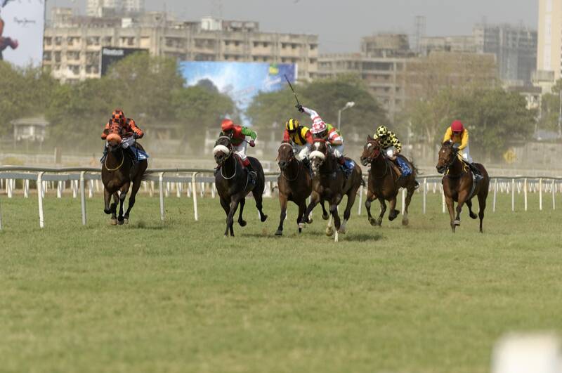 Mahalaxmi Racecourse - things to do in Mumbai - blog