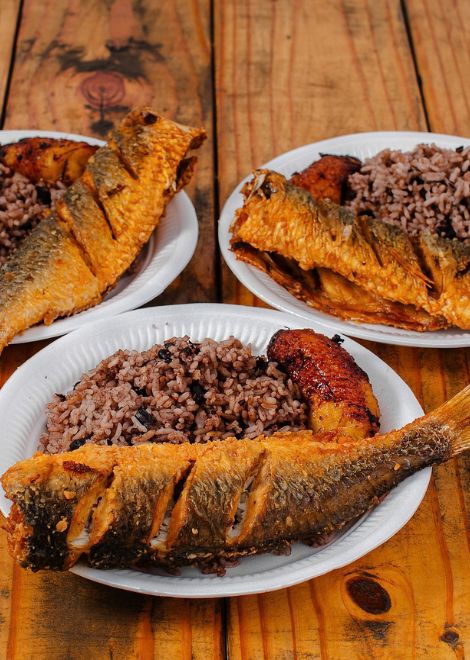 Join us for 15+ tastings across the streets of Panama City.