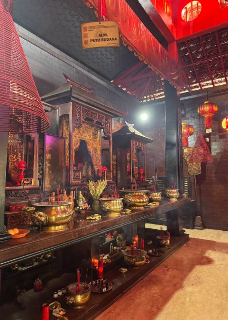 Explore the incense-filled Dharmayana Temple.