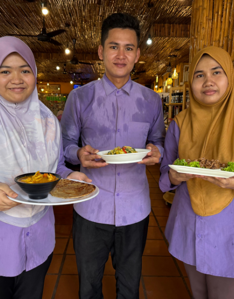 Enter a Cham community kitchen, now in the 3rd generation