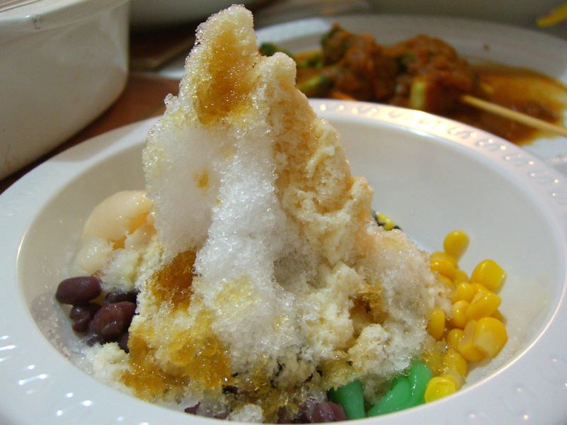 Ice Kacang - best hawker food in Singapore