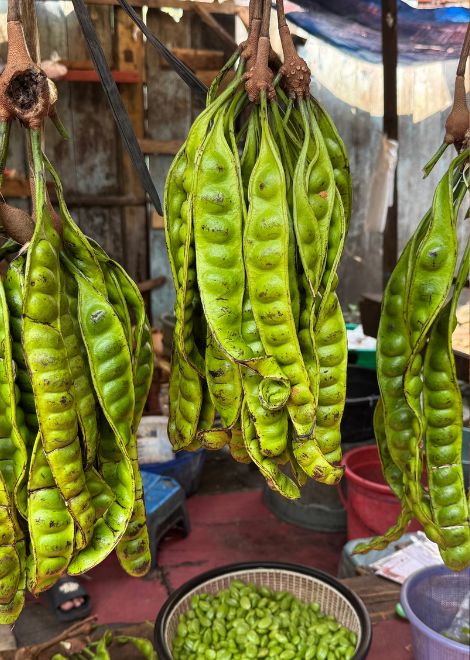 Learn about the flavours and influences behind Indonesian cooking.