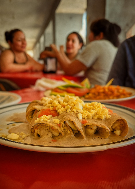 Taste dishes with ancient Mayan roots