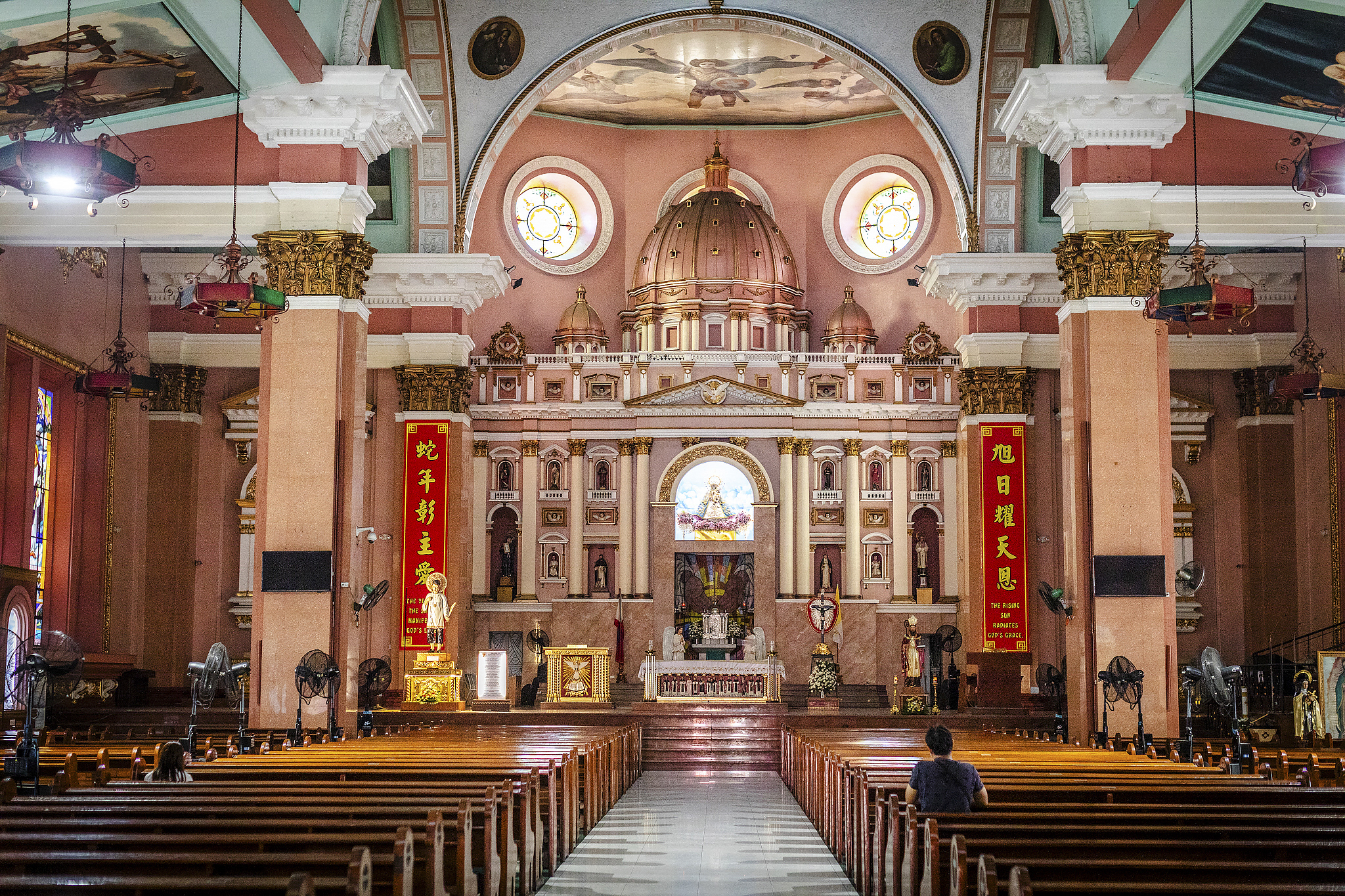 The curious blend of Christian and Chinese cultures at Binondo church