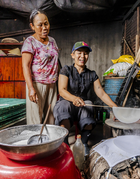 Try your hand at traditional rice paper making