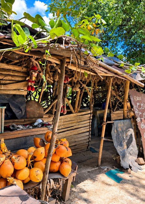 The best flavours are often found at Kandy's roadside stalls.